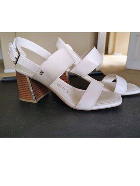 NWT! Calvin Klein White Sandals Size 10 Block Heel